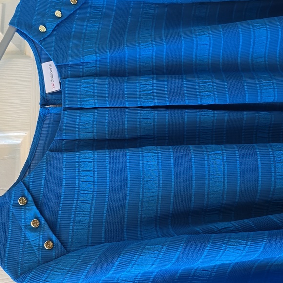 LIZ CLAIBORNE WOMEN'S BEAUTIFUL BLUE LONG SLEEVE TOP SIZE MEDIUM - Picture 3 of 16